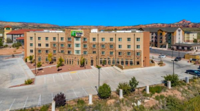  Holiday Inn Express & Suites Gallup East, an IHG Hotel  Гэллап